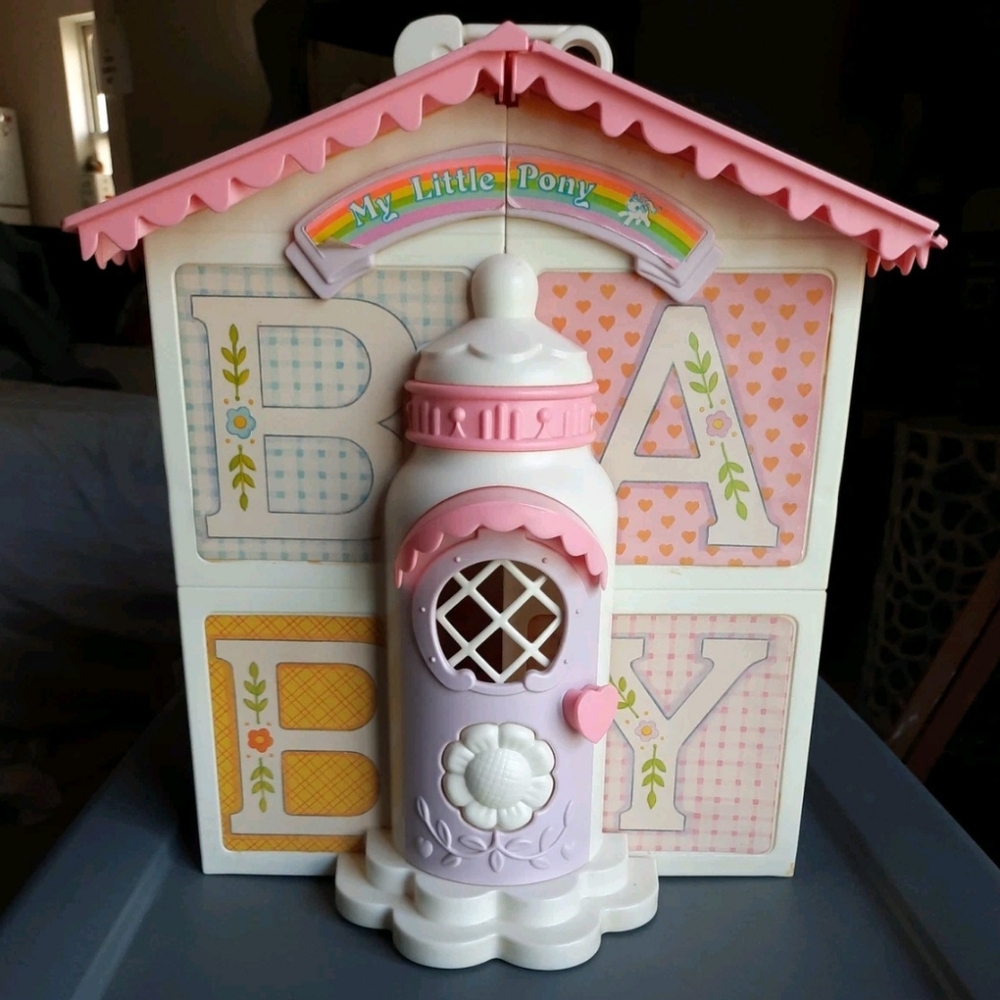 ☆SOLD☆My Little Pony 1985 VTG Nursery PLUS